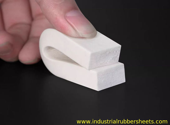 High Temperature Resistant Silicone Sponge Extrusion with Good Wear Resistance and Tensile Strength 100-200psi