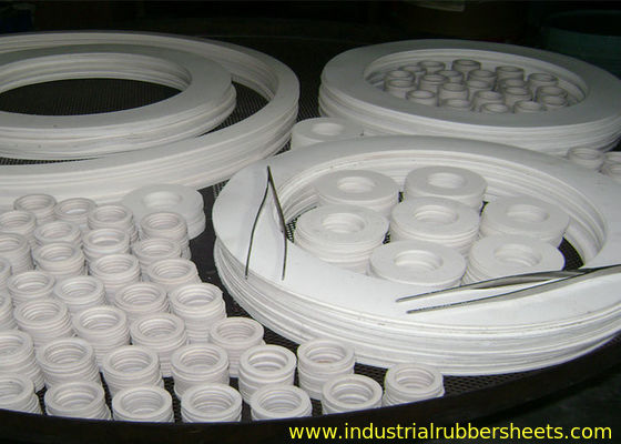 জারা প্রতিরোধী প্রসারিত PTFE সর্পিল ক্ষত গসপেল প্রসার্য স্ট্রেংথ 14Mpa