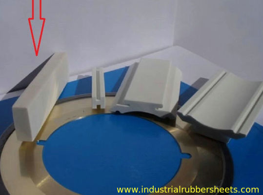 পিটিএফই গ্লাসফাইবার কাটার প্যাড 260°C তাপ প্রতিরোধী কাস্টম আকার corrugated কাগজ শিল্পের জন্য